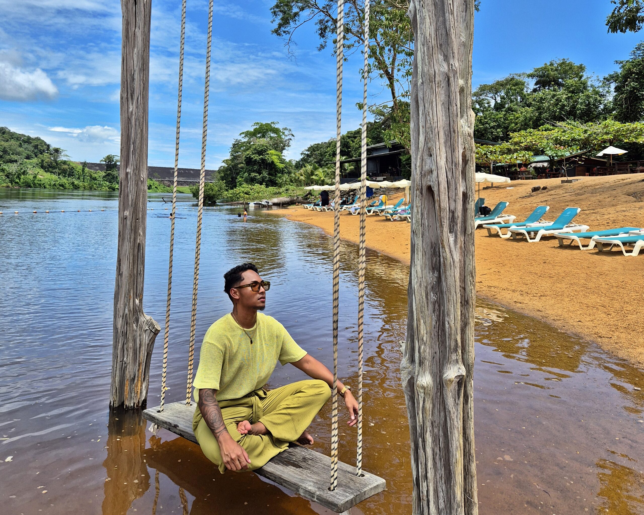 Afobaka Resort Celiano Aruba Suriname Brokopondo Fishing tour Bergendal